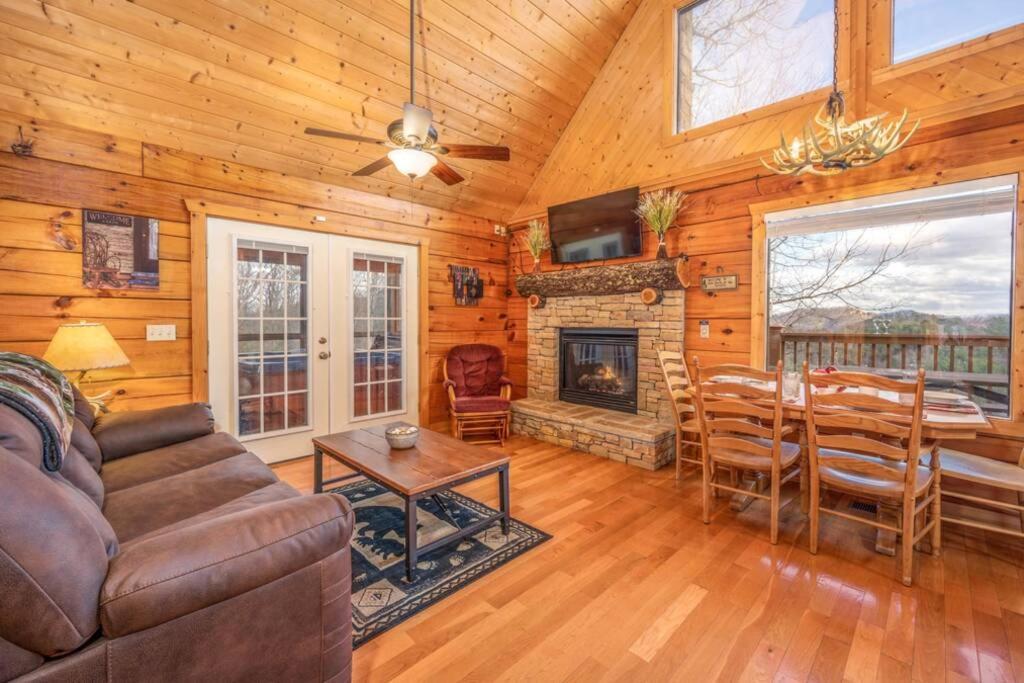 Over The Mountain - Smoky Mountain View Cabin Sevierville Eksteriør bilde